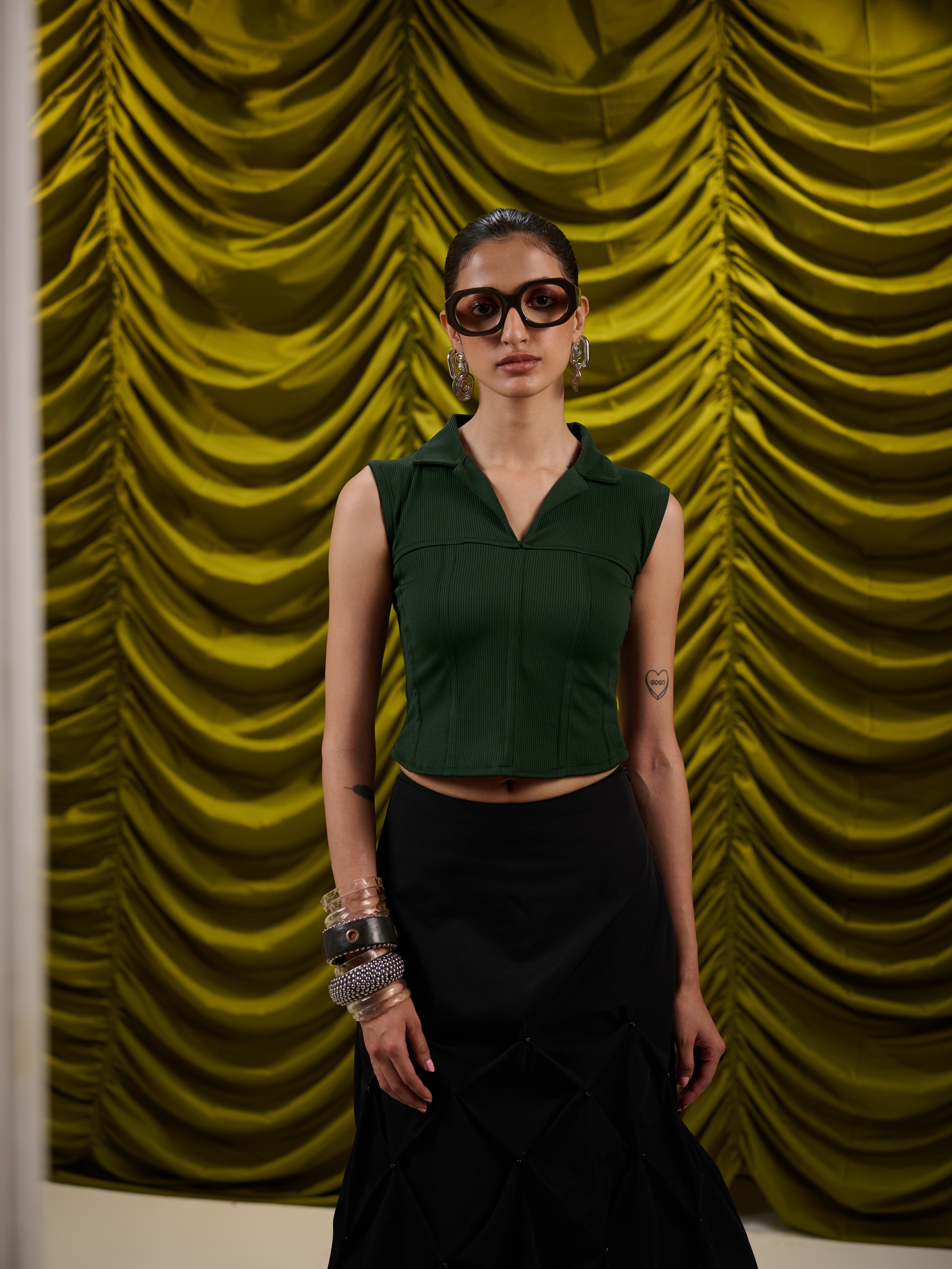 Hourglass Rib Contour Top